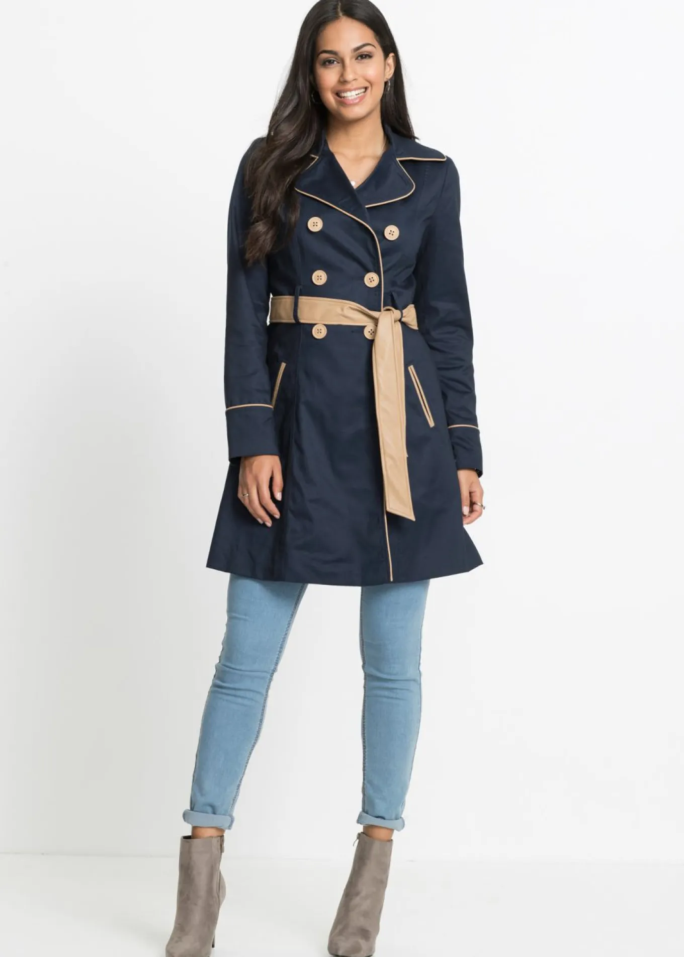 Abrigo gabardina de doble botonadura