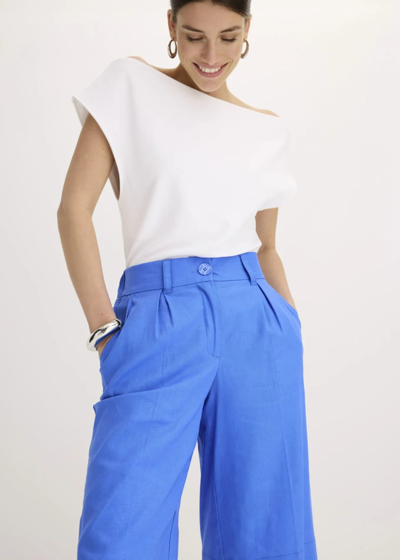 Bermudas anchas de mezcla de lino vaporoso