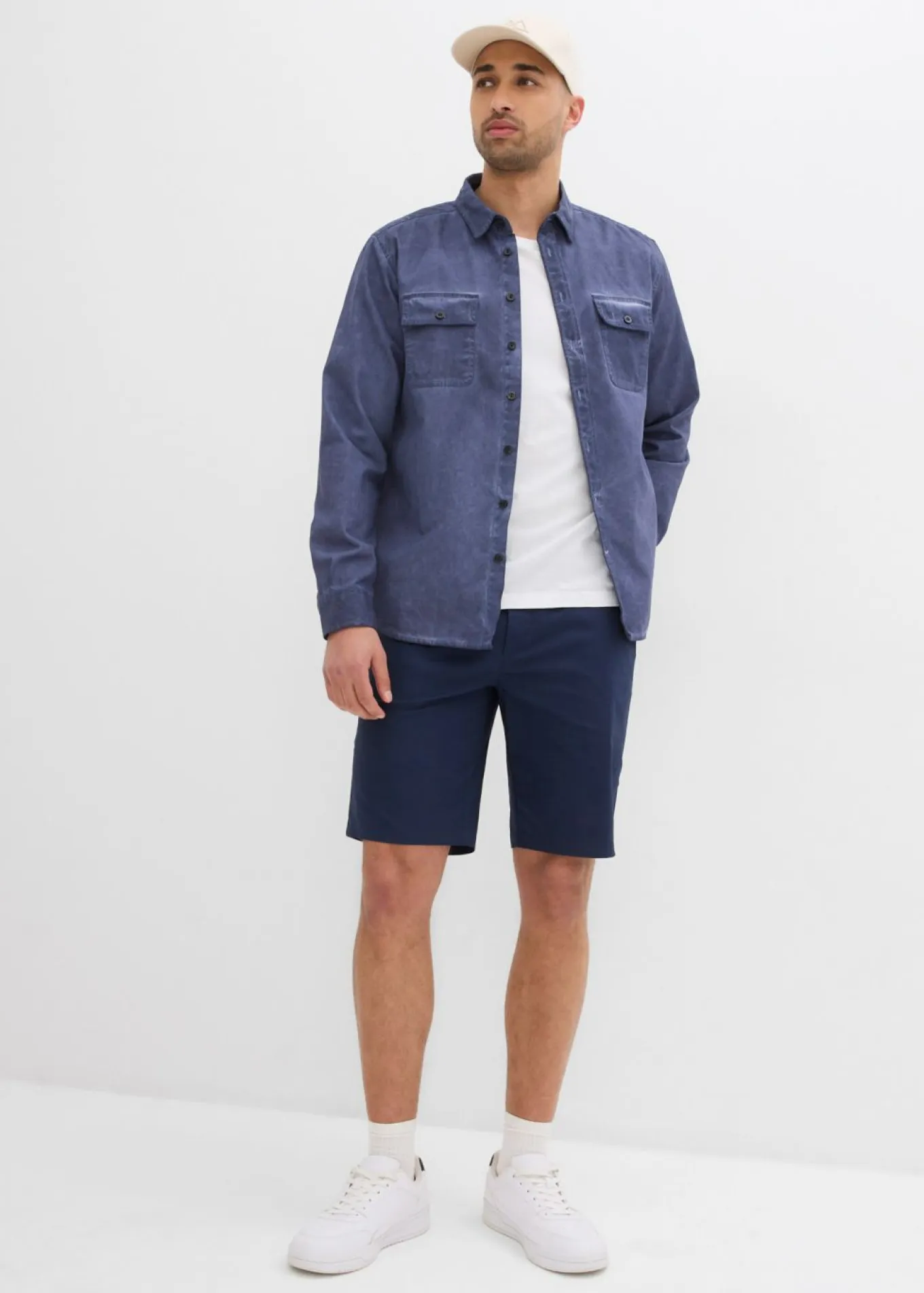 Bermudas elásticas tipo chino (2 unidades) con corte regular
