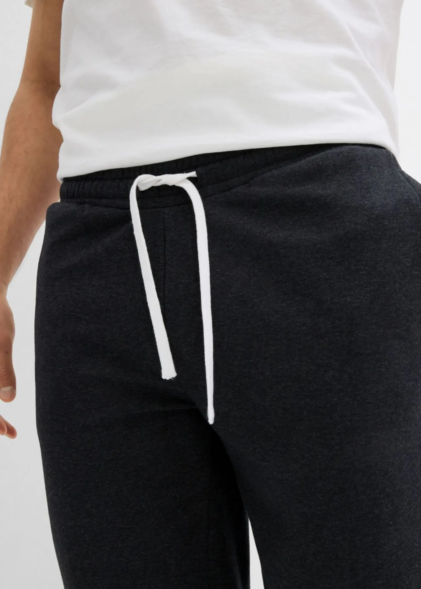 Bermudas largas tipo chándal