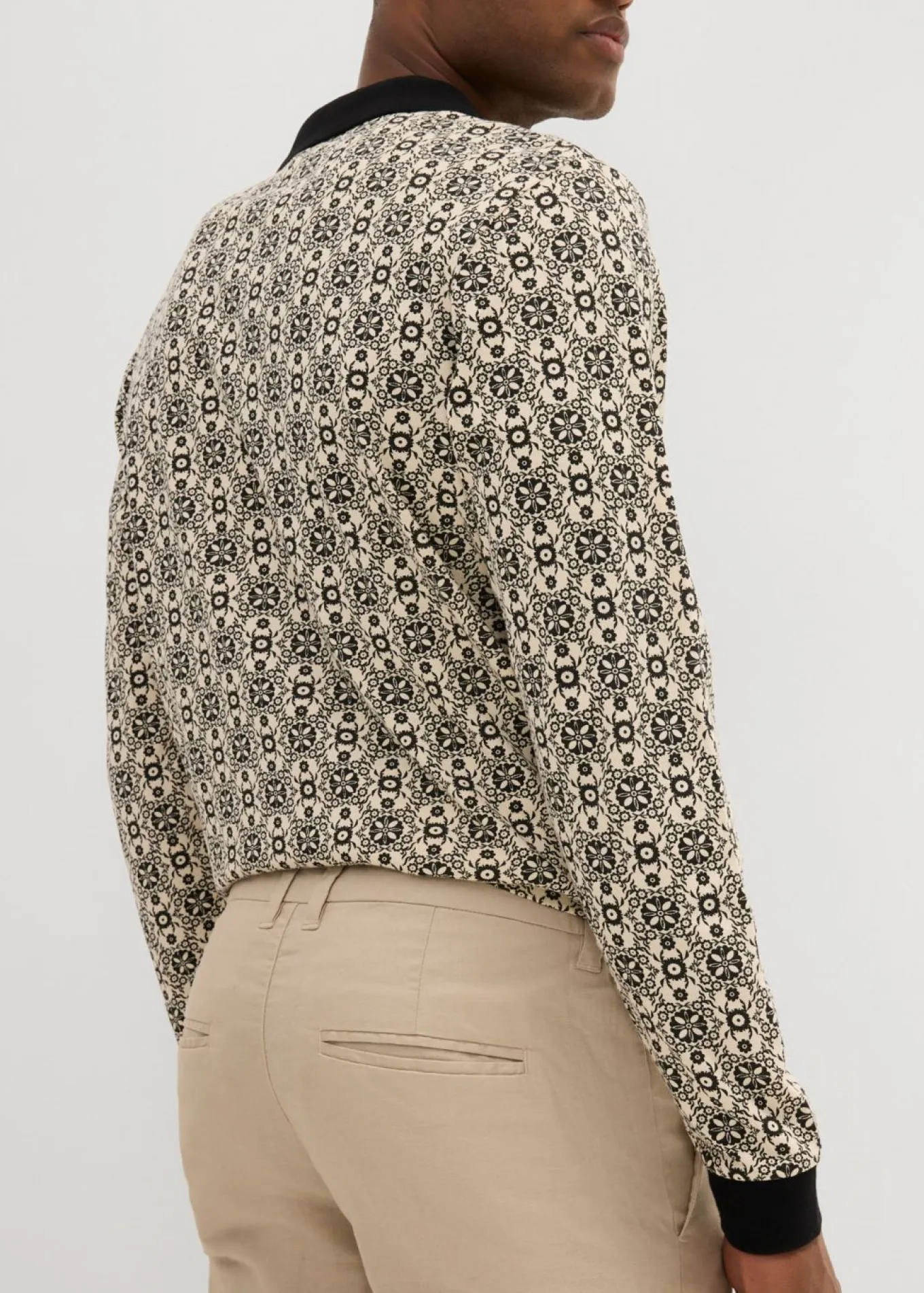 Bermudas tipo chino con lino y corte regular