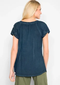 Blusa cold-dye de manga corta en algodón sostenible