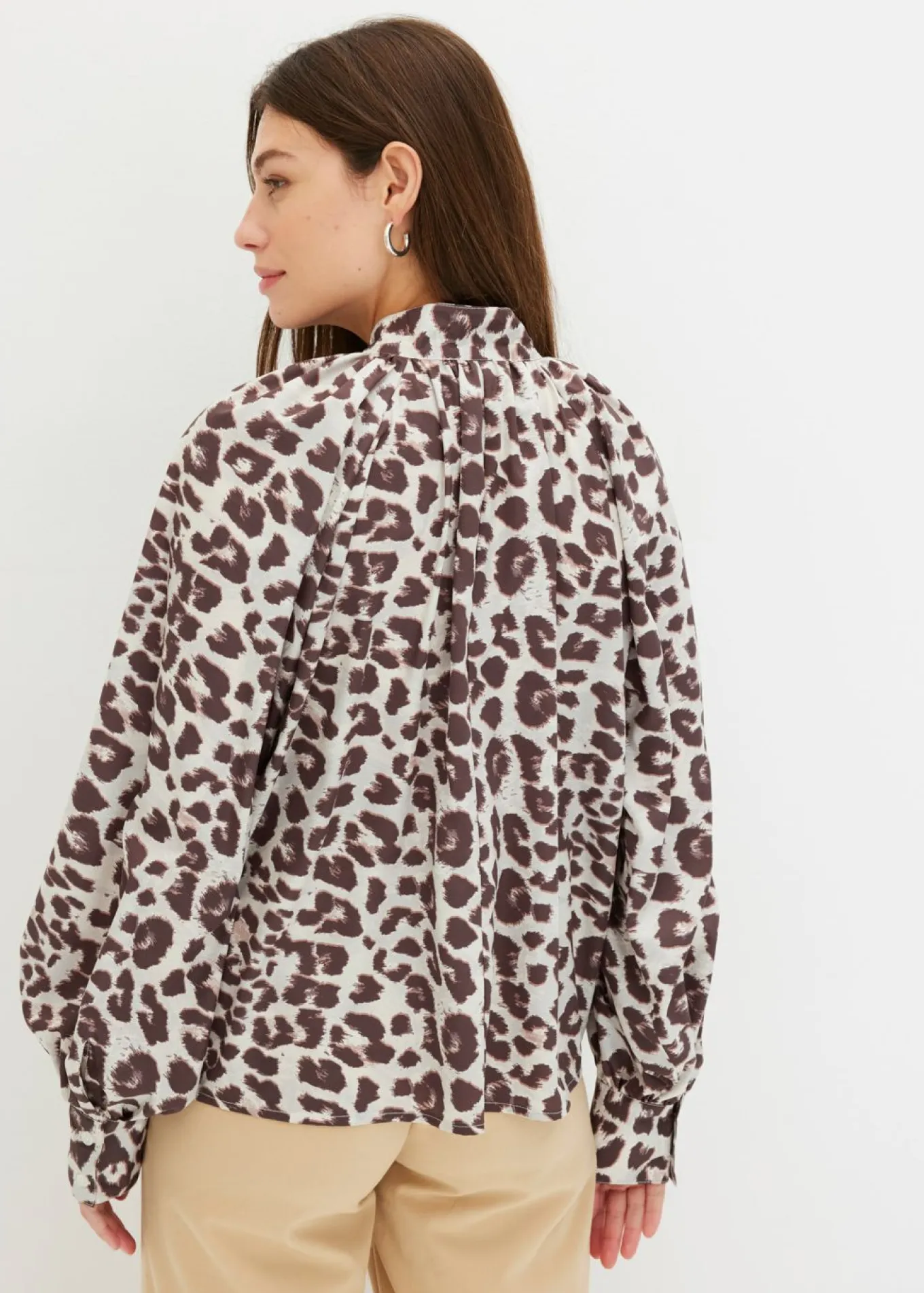 Blusa con lazo