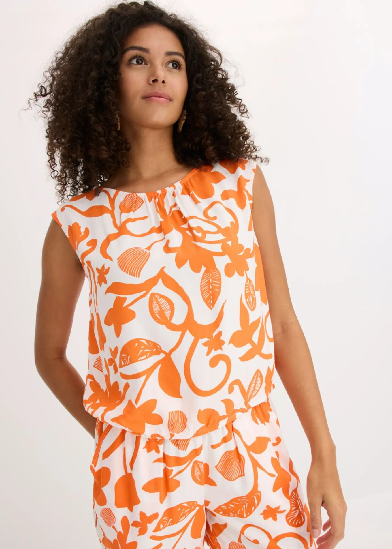 Blusa corta de viscosa fluida