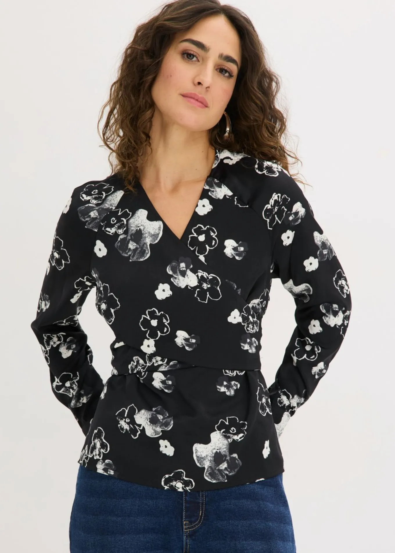 Blusa de satén fluido