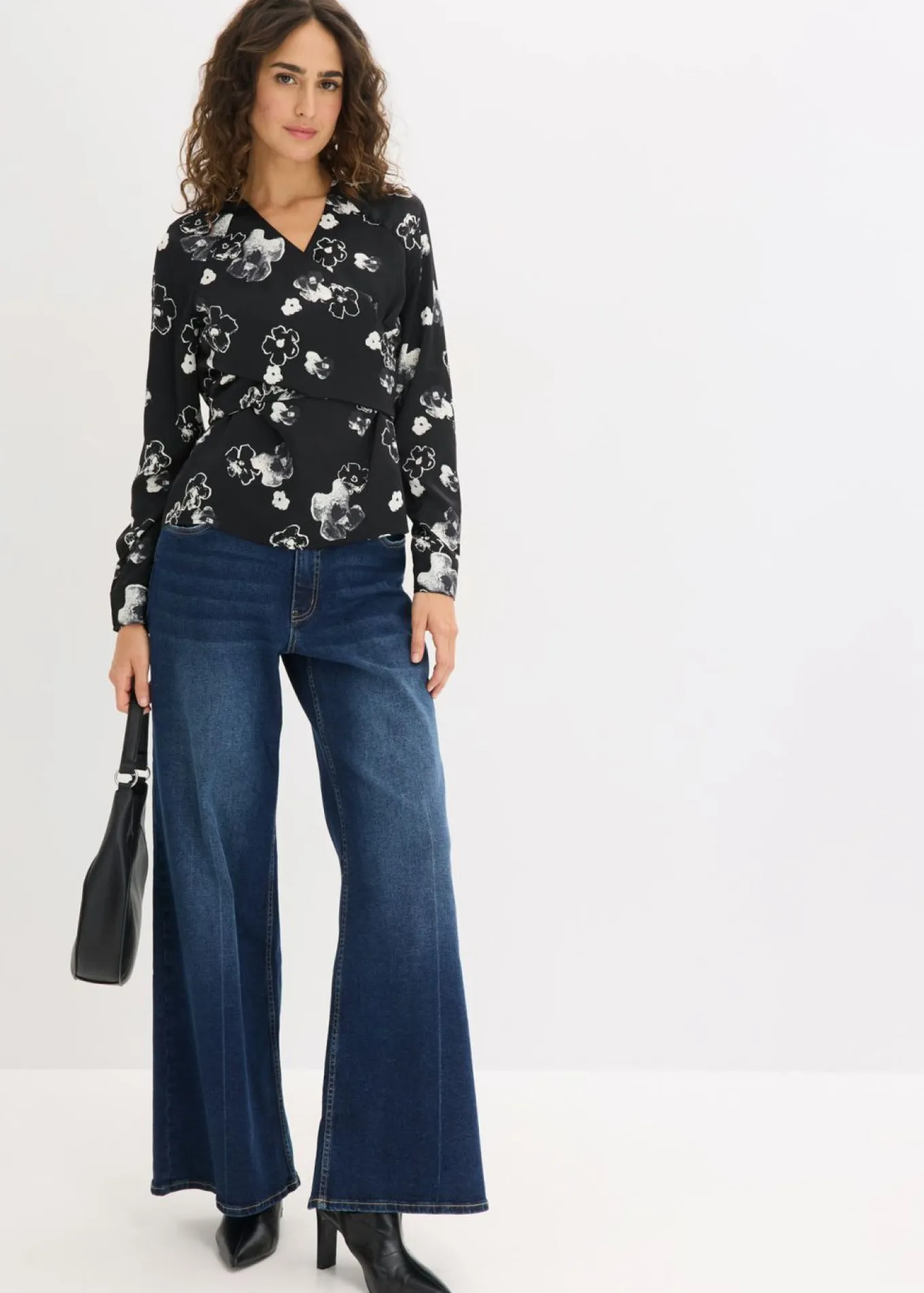 Blusa de satén fluido