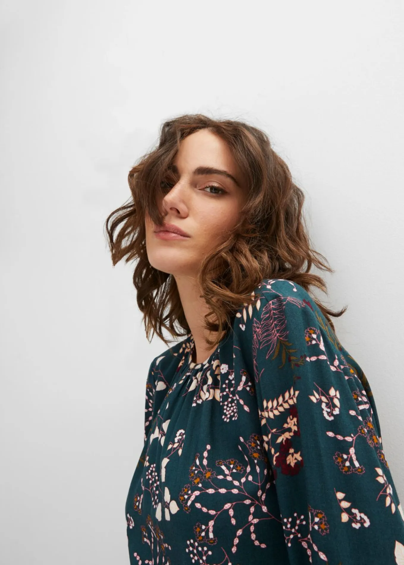 Blusa de viscosa sostenible
