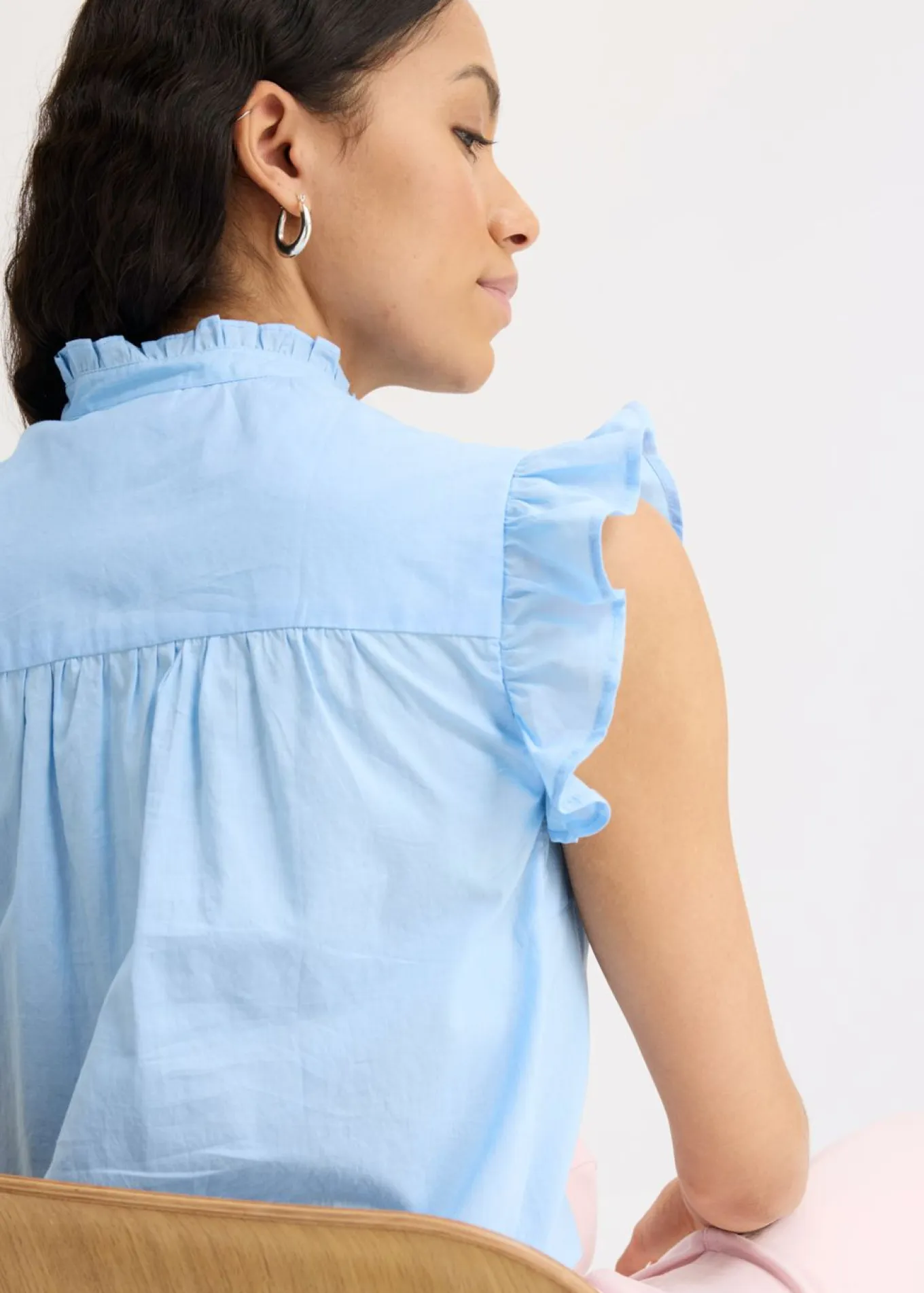 Blusa ligera sin mangas