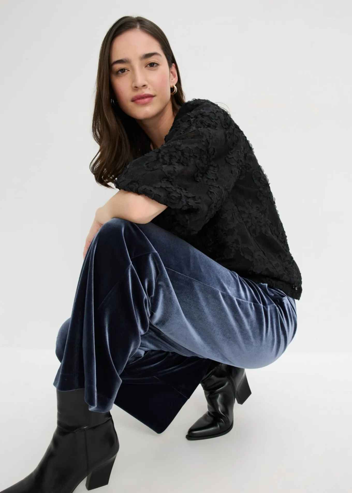 Blusa sin cierre con estampado floral texturizado