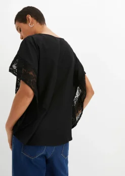 Blusa tipo túnica con aplicaciones