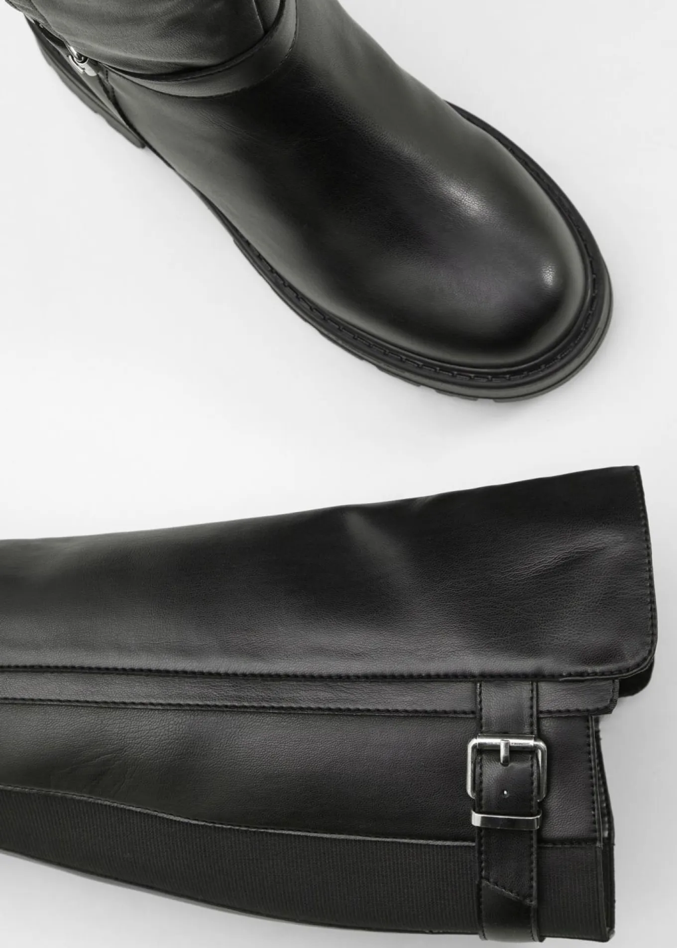 Botas