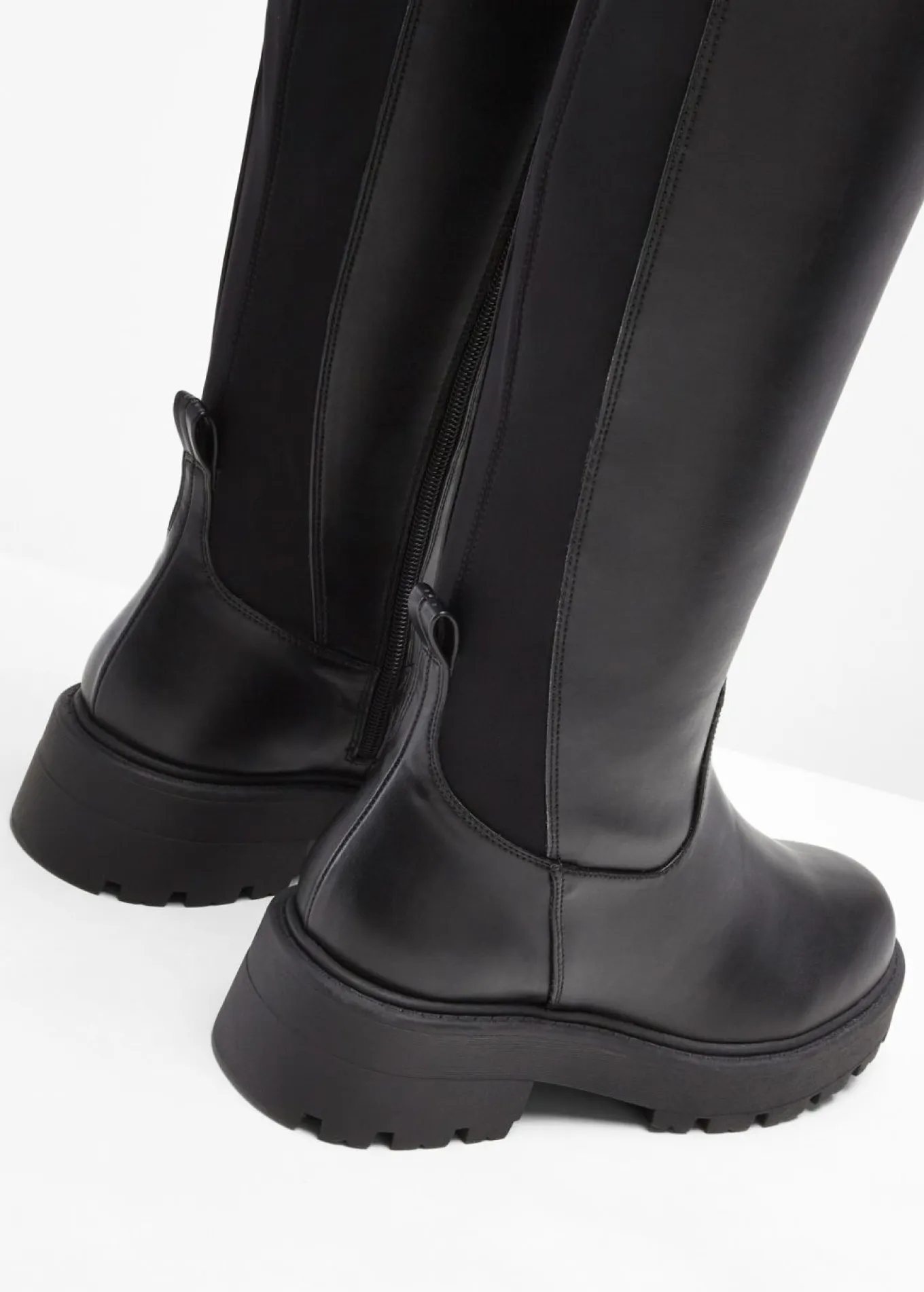 Botas