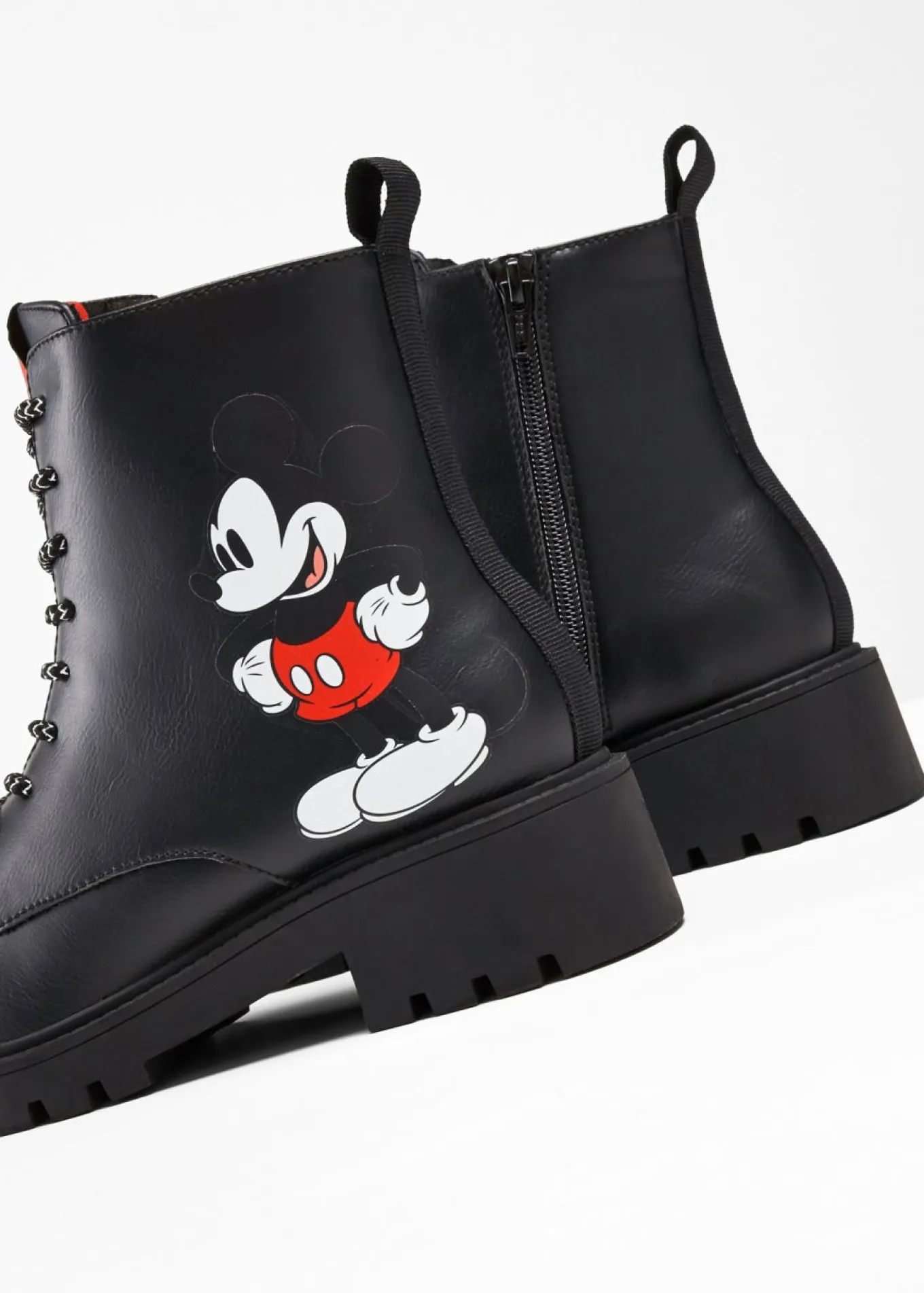 Botas con cordones de Mickey Mouse