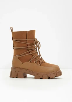 Botas forradas con cordones