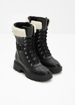 Botas forradas con cordones
