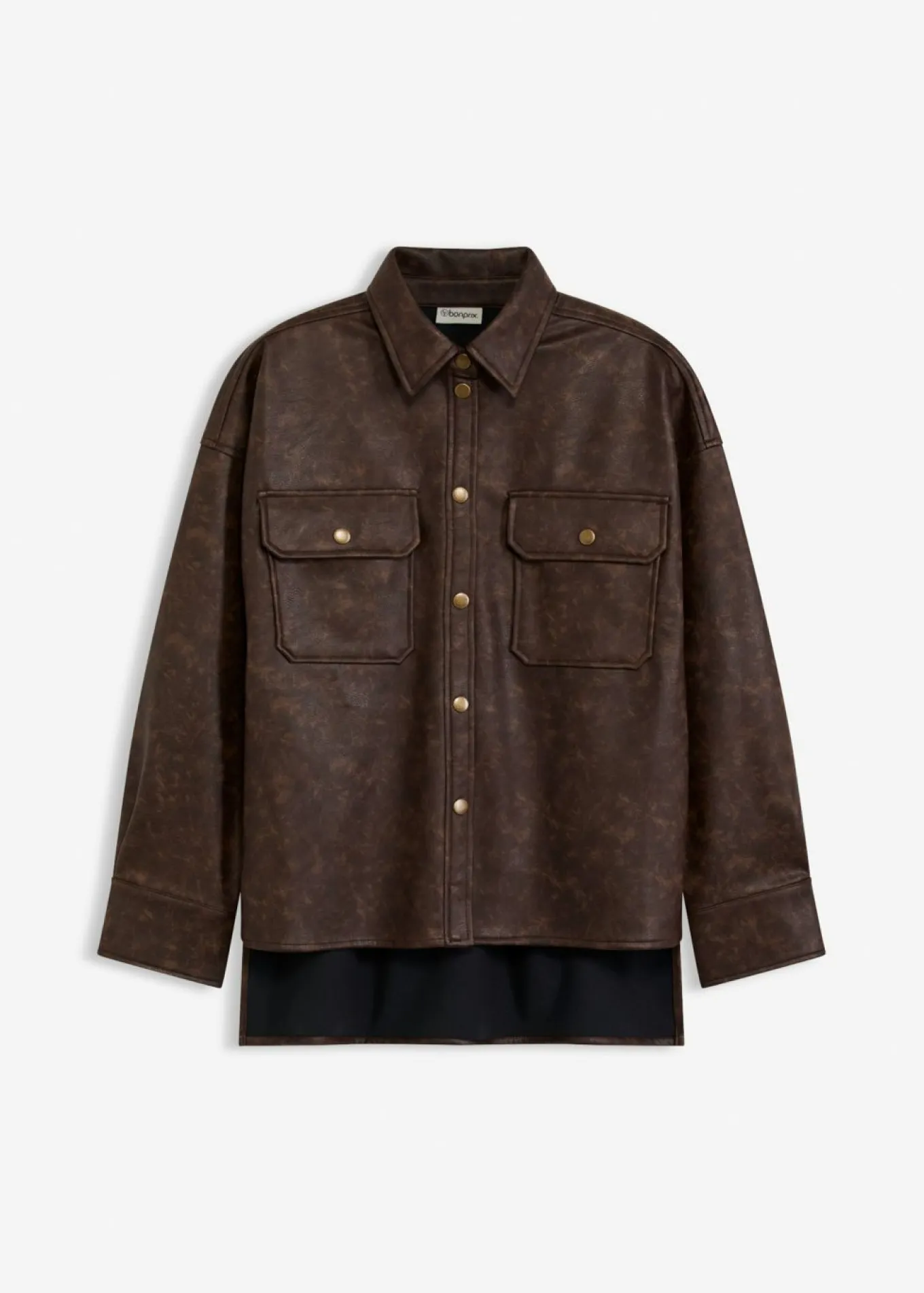 Camisa de piel sintética con efecto desgastado