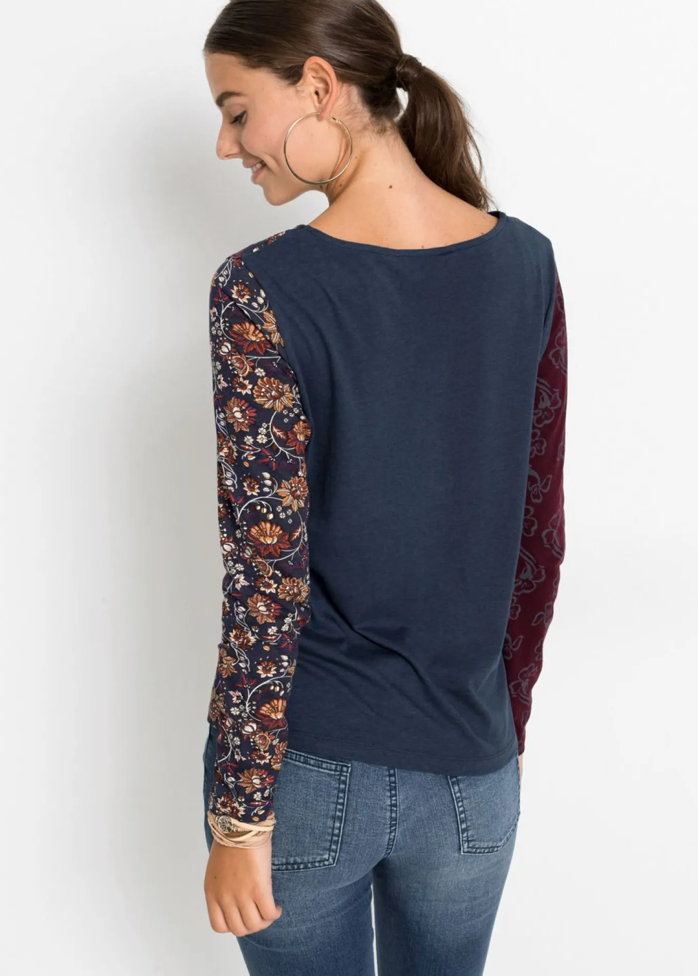 Camiseta con botones de viscosa sostenible