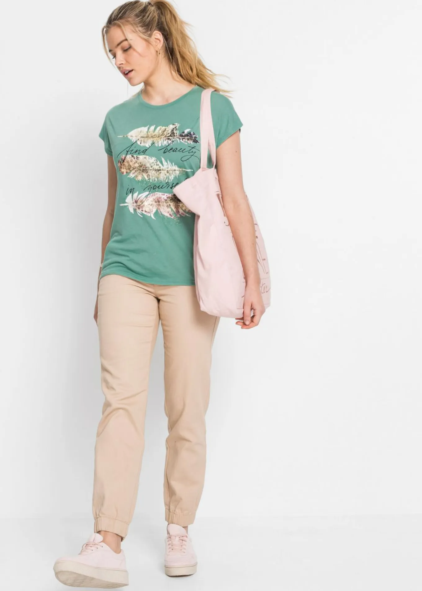 Camiseta con estampado brillante