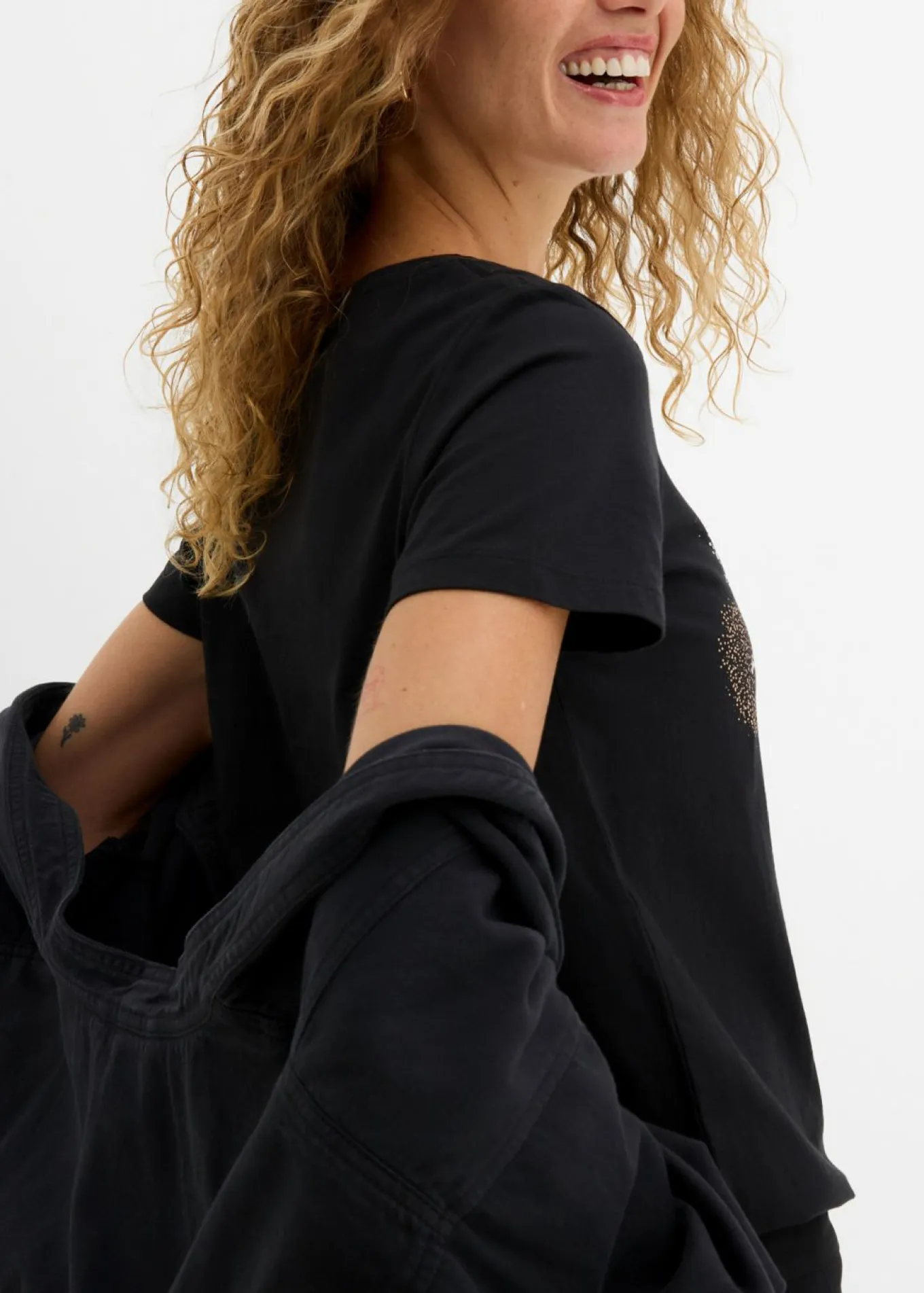Camiseta con estampado de corazón de algodón orgánico