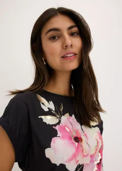 Camiseta con inserto de malla