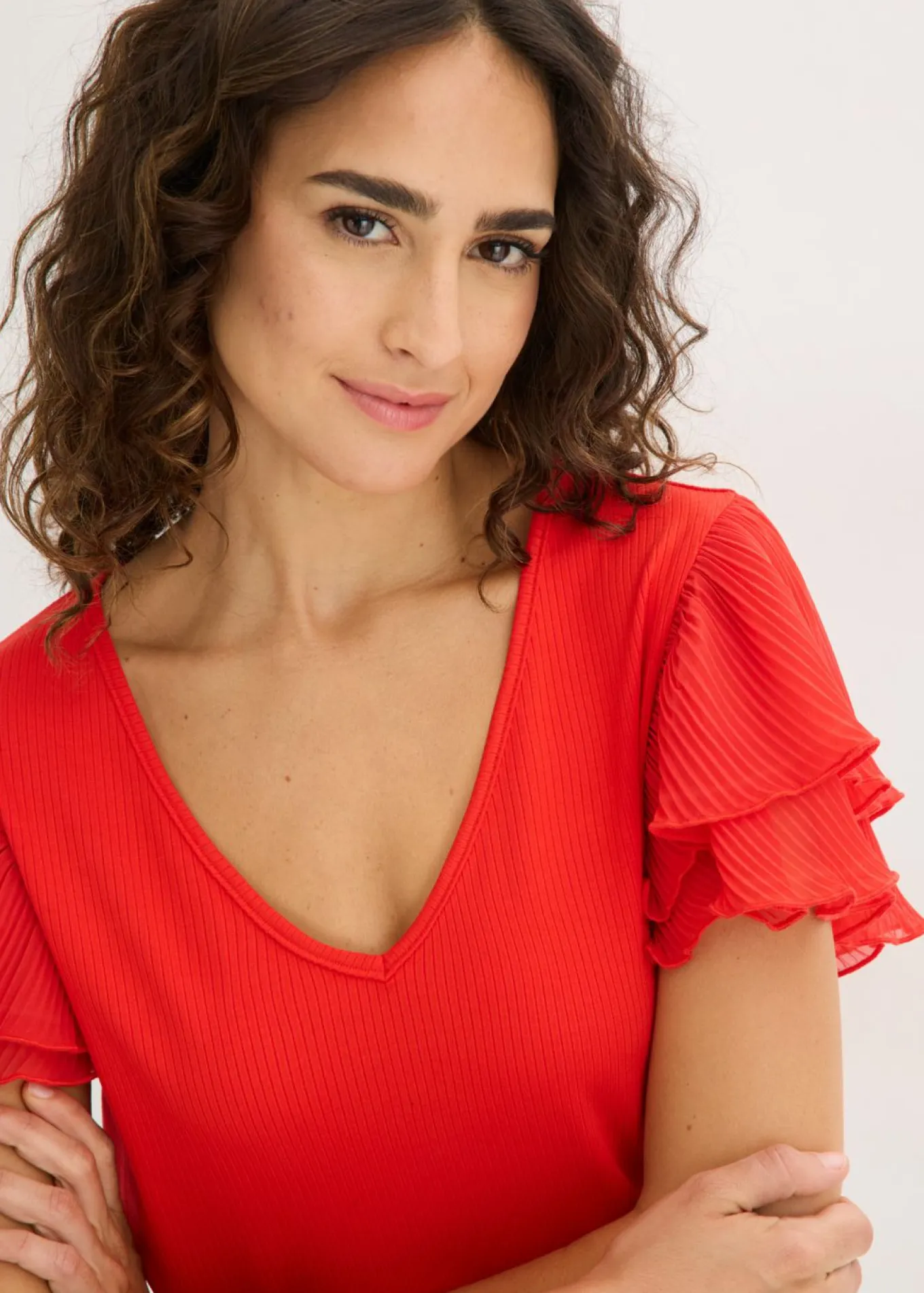Camiseta con volantes