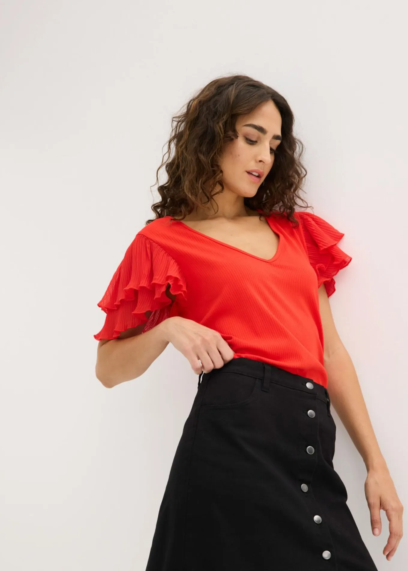 Camiseta con volantes