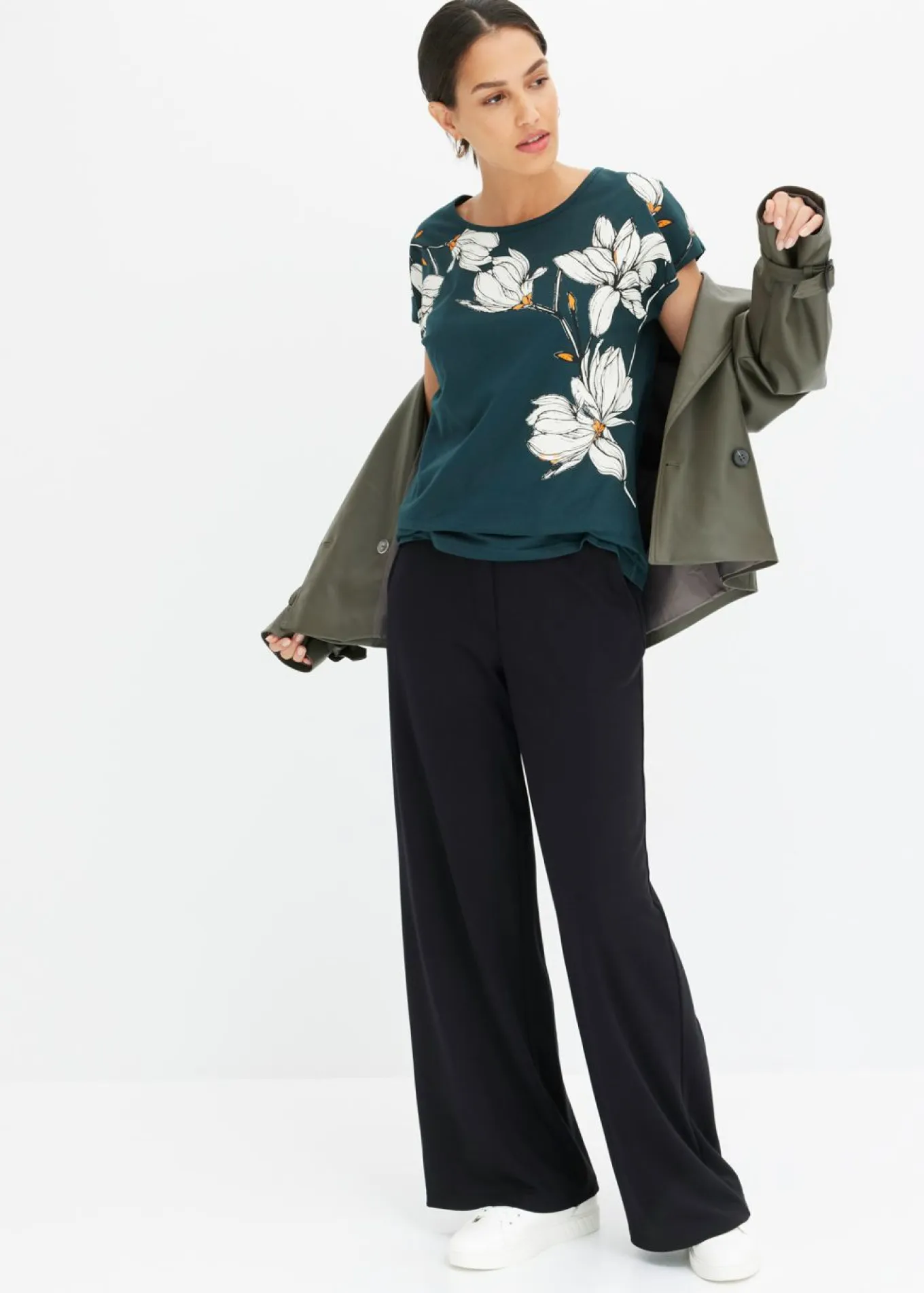 Camiseta de algodón orgánico con estampado de flores