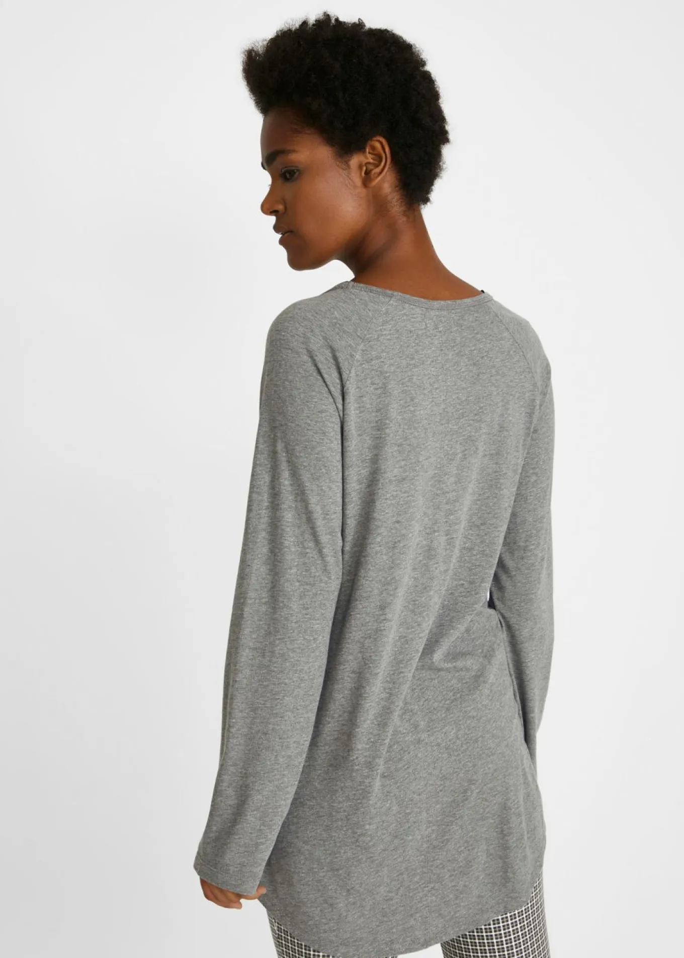 Camiseta oversize con cuello redondo