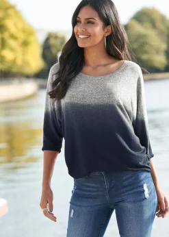 Camiseta oversize con transición de colores