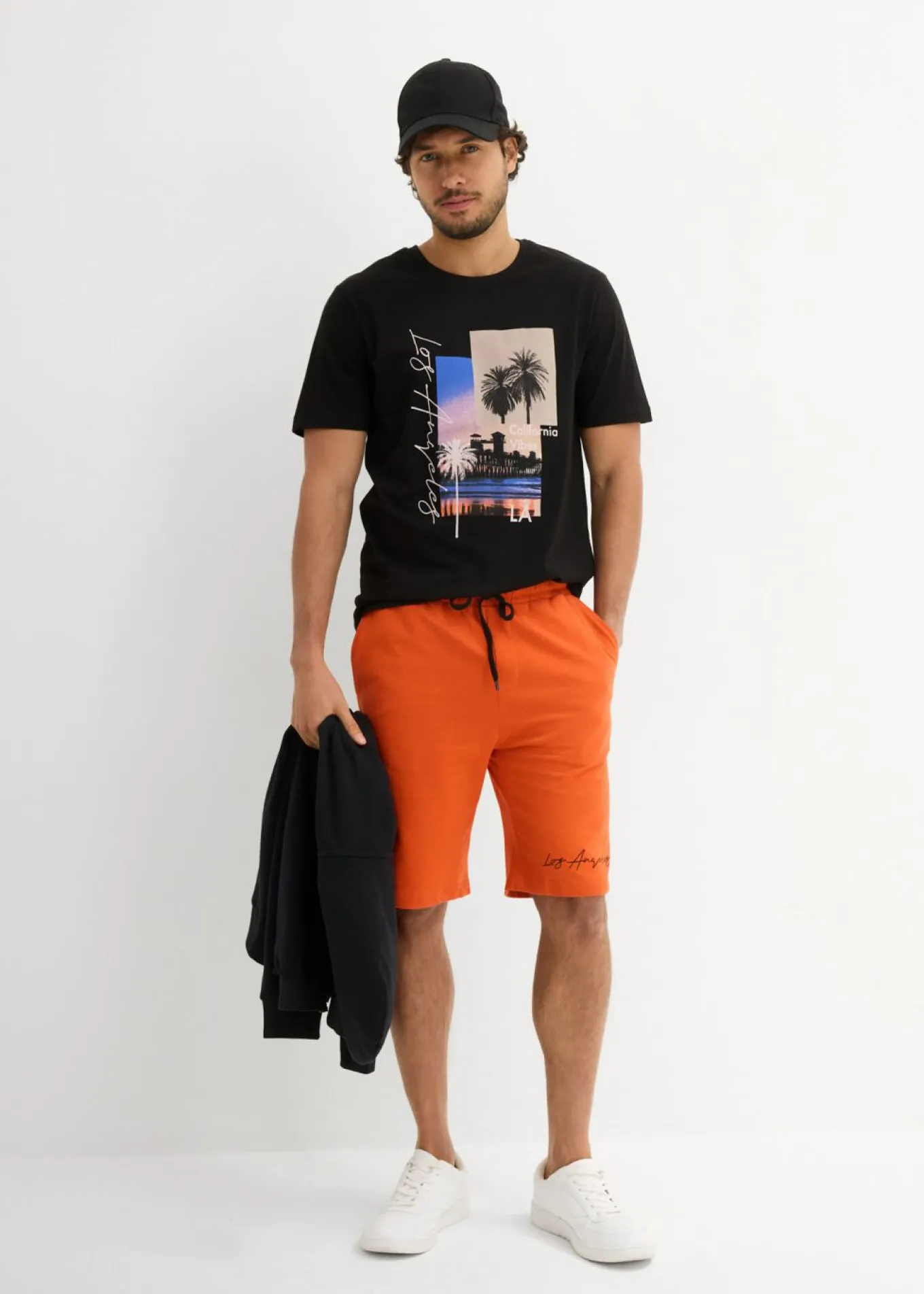 Camiseta y bermudas de chándal (2 piezas)