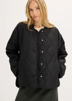 Chaqueta acolchada ultraligera con corte holgado