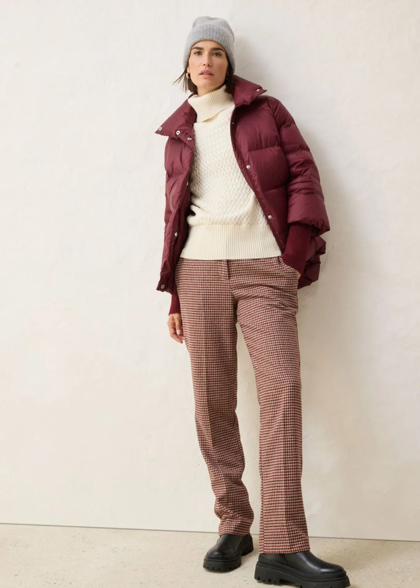 Chaqueta con plumón reciclado y mangas de punto