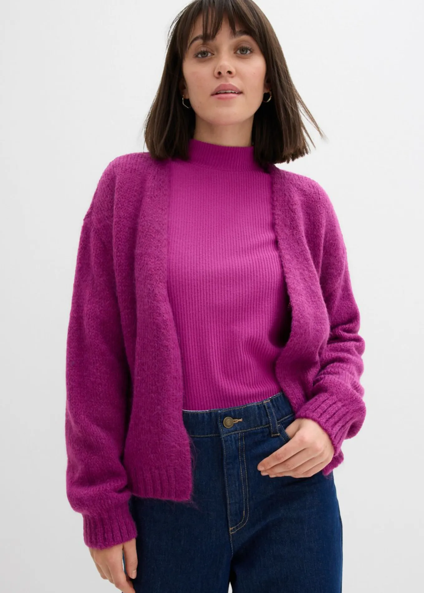 Chaqueta corta de punto grueso con corte holgado