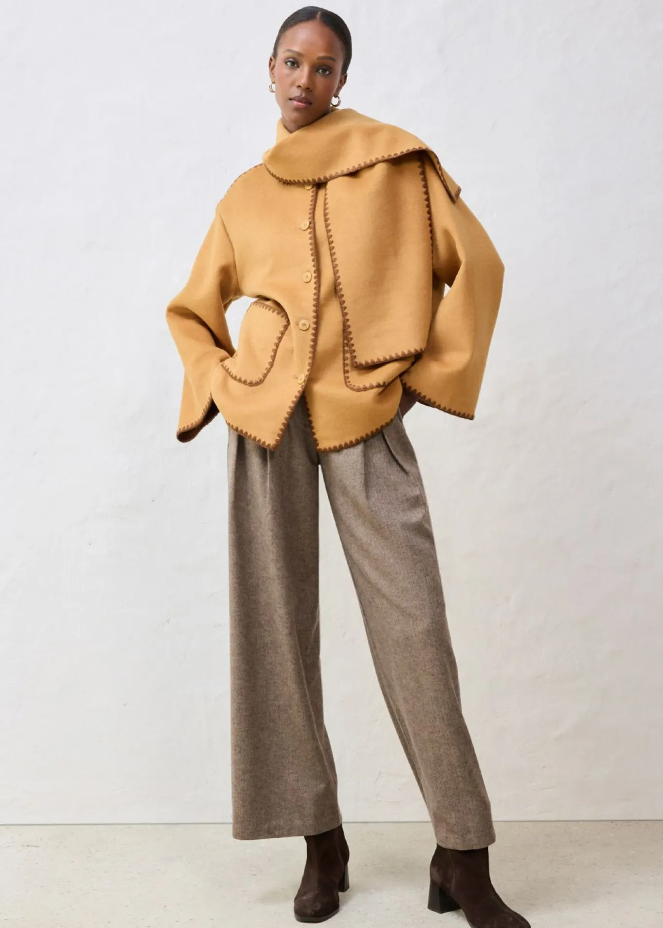 Chaqueta de lana con bordado decorativo (conjunto de 2 piezas con bufanda)