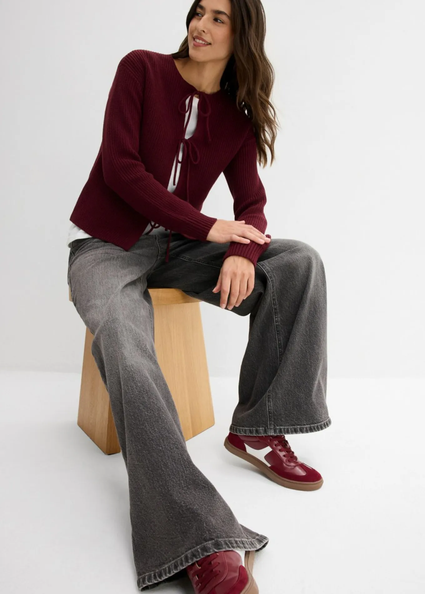 Chaqueta de punto con detalle de lazo