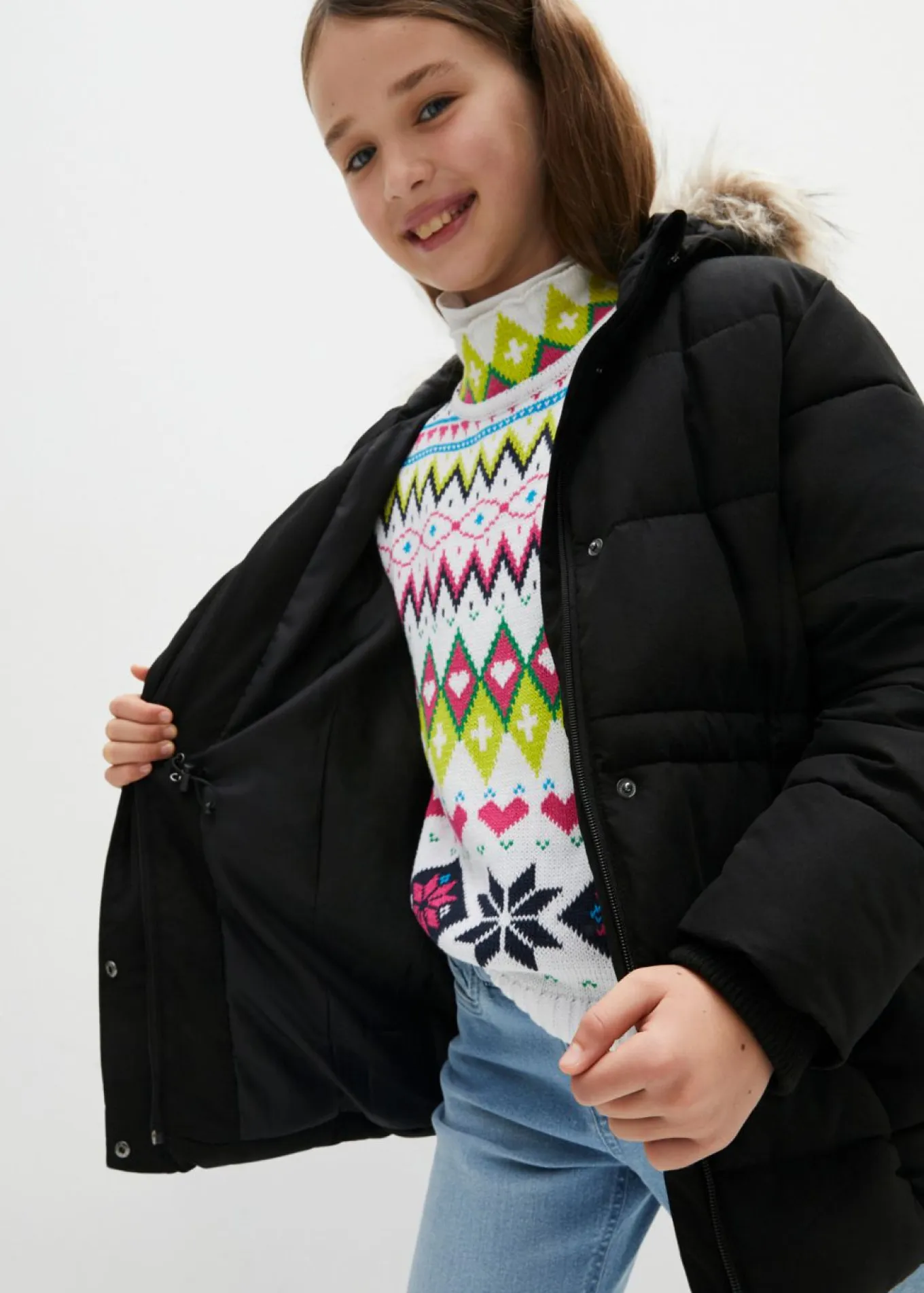 Chaqueta guateada de invierno con capucha de pelo