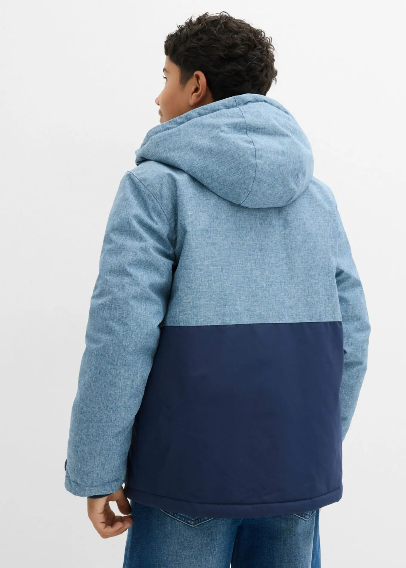 Chaqueta guateada de invierno con capucha y diseño en color block