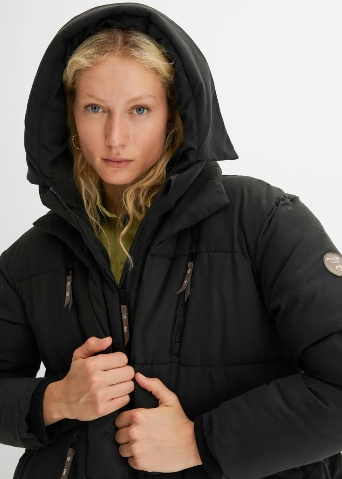 Chaqueta oversize de invierno con capucha