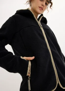 Chaqueta polar con capucha