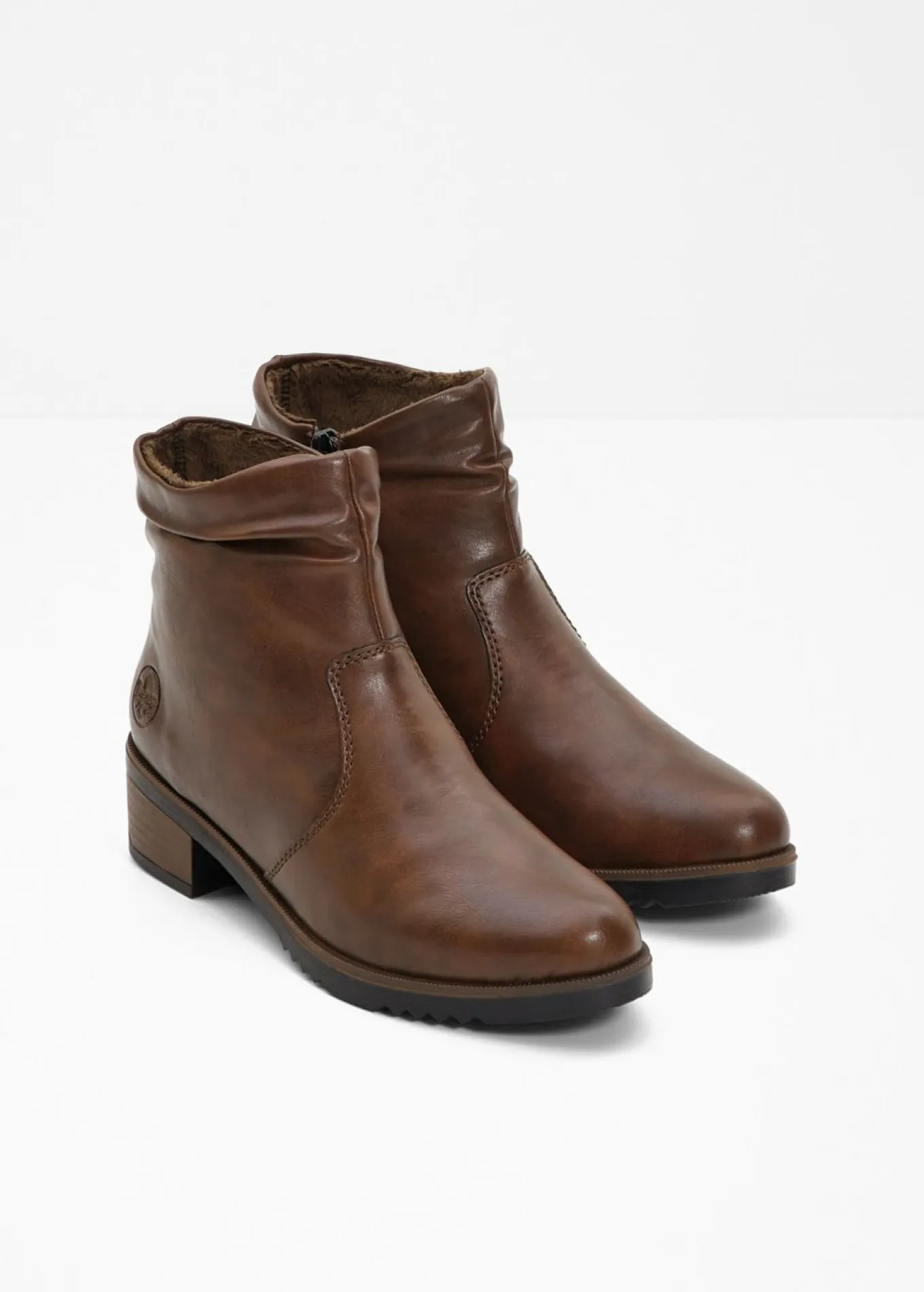 Cómodos botines Rieker con plantilla acolchada