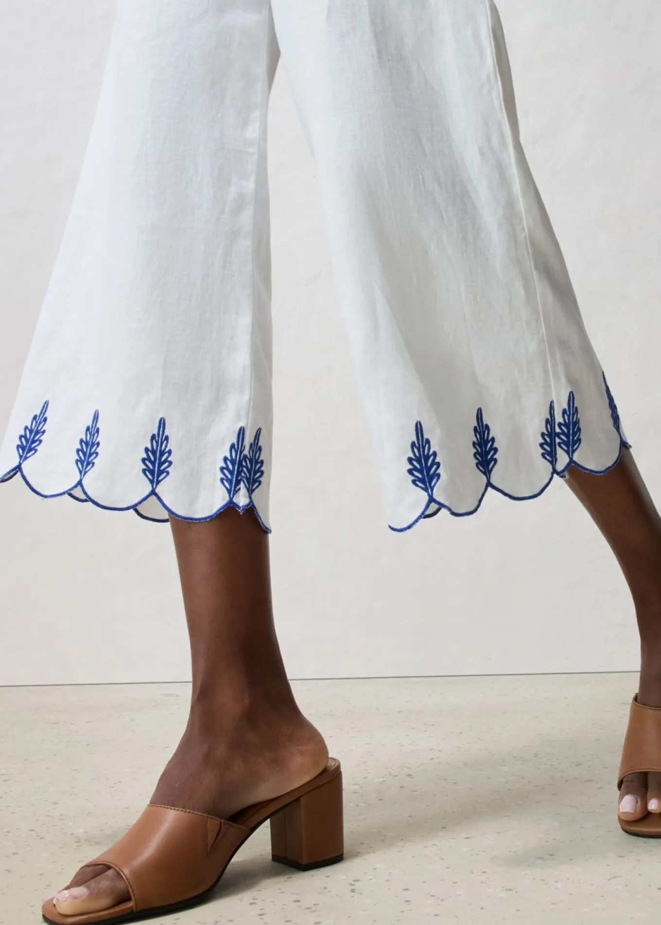 Culotte de lino con cinturón (conjunto de 2 piezas)