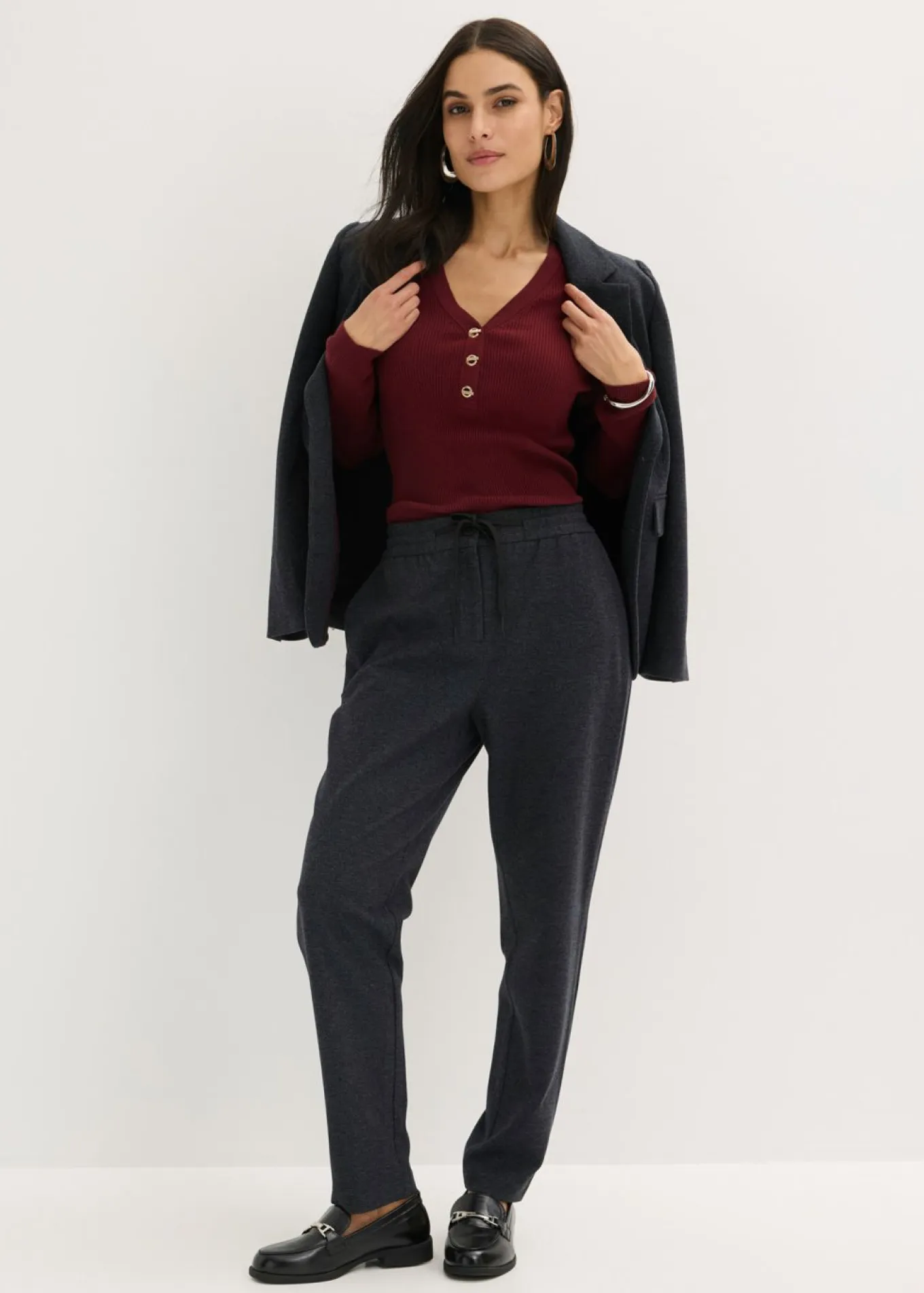 Elegante pantalón elástico