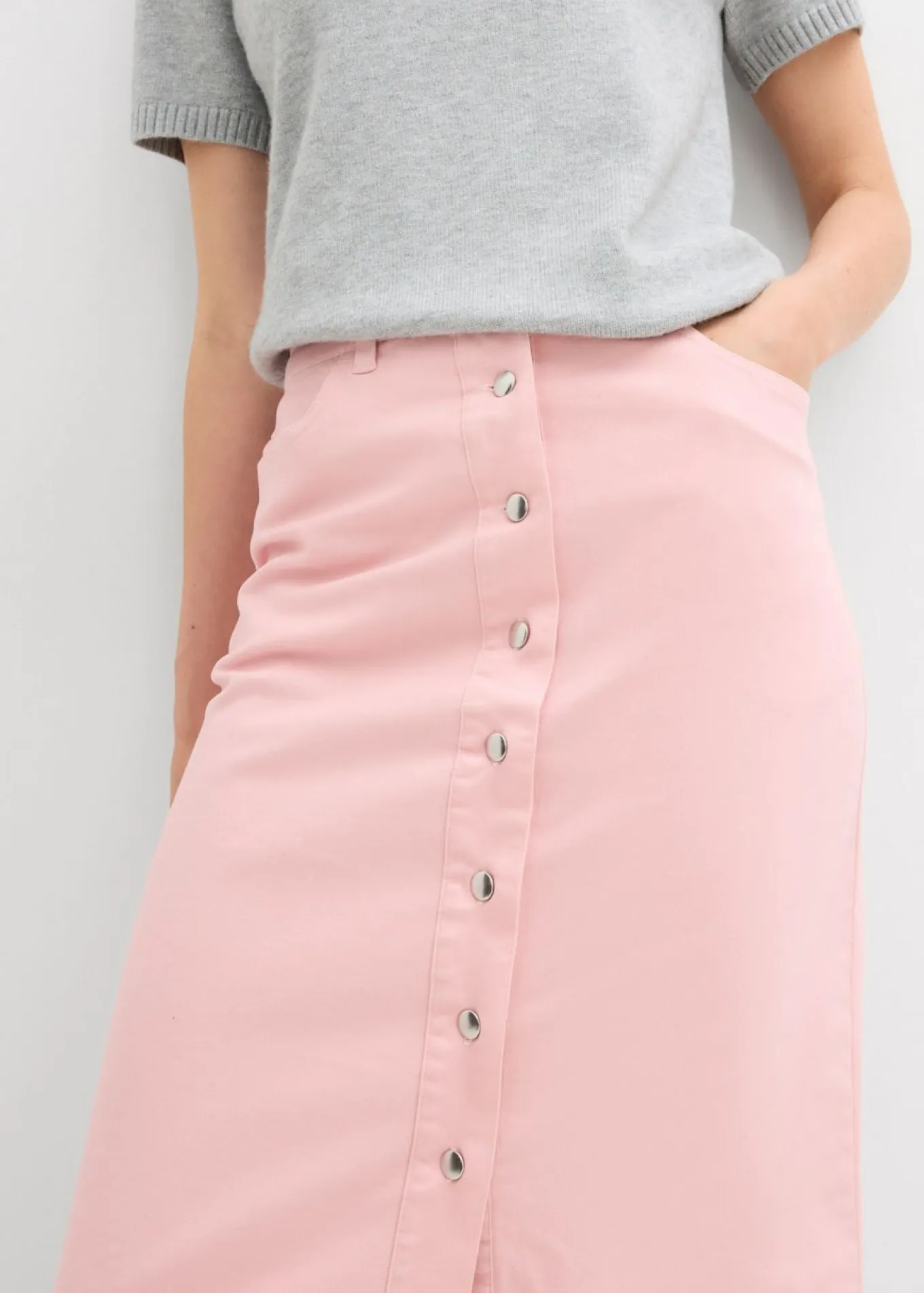 Falda midi de sarga