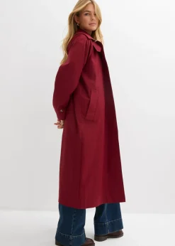 Gabardina con trabillas