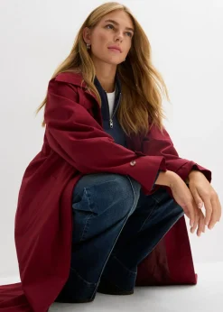 Gabardina con trabillas