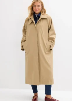 Gabardina con trabillas