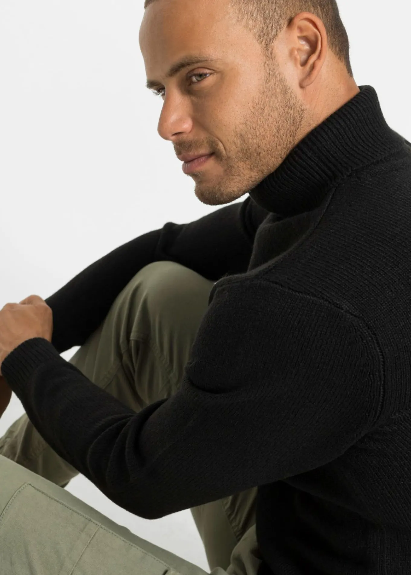 Jersey de cuello vuelto con puños acanalados