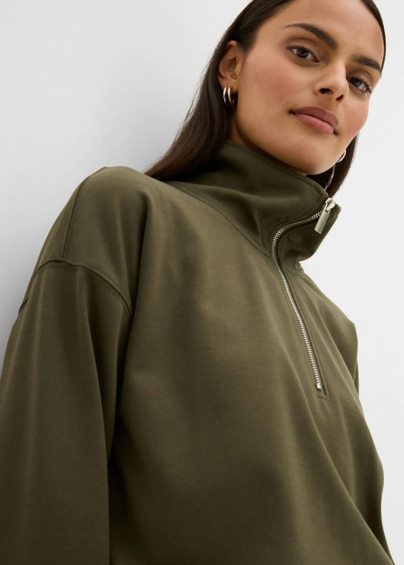 Jersey de mezcla de viscosa con cuello troyer