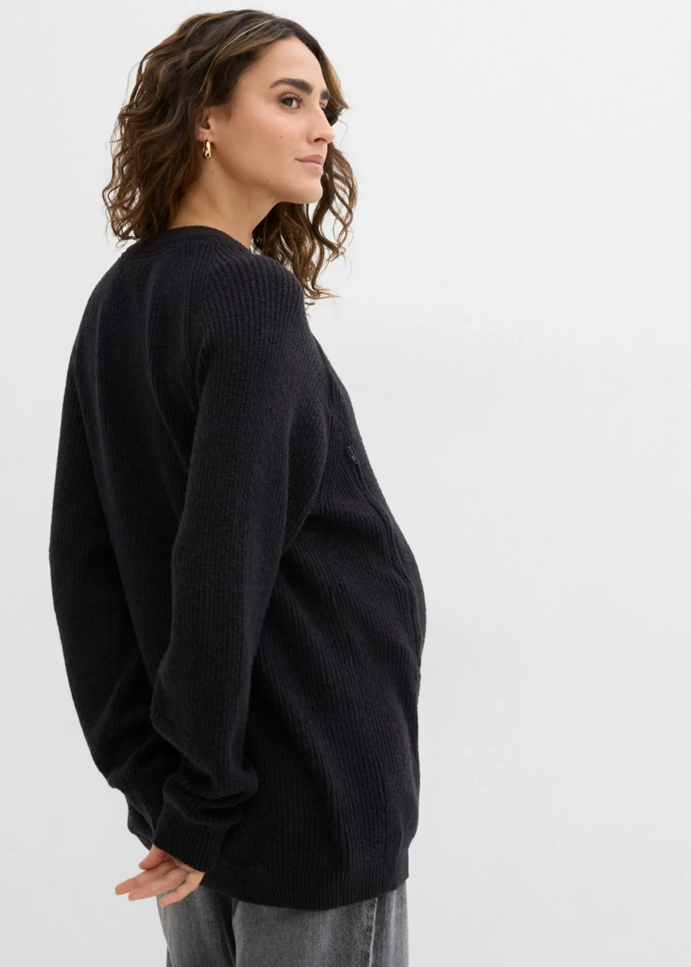 Jersey premamá con una discreta función de lactancia