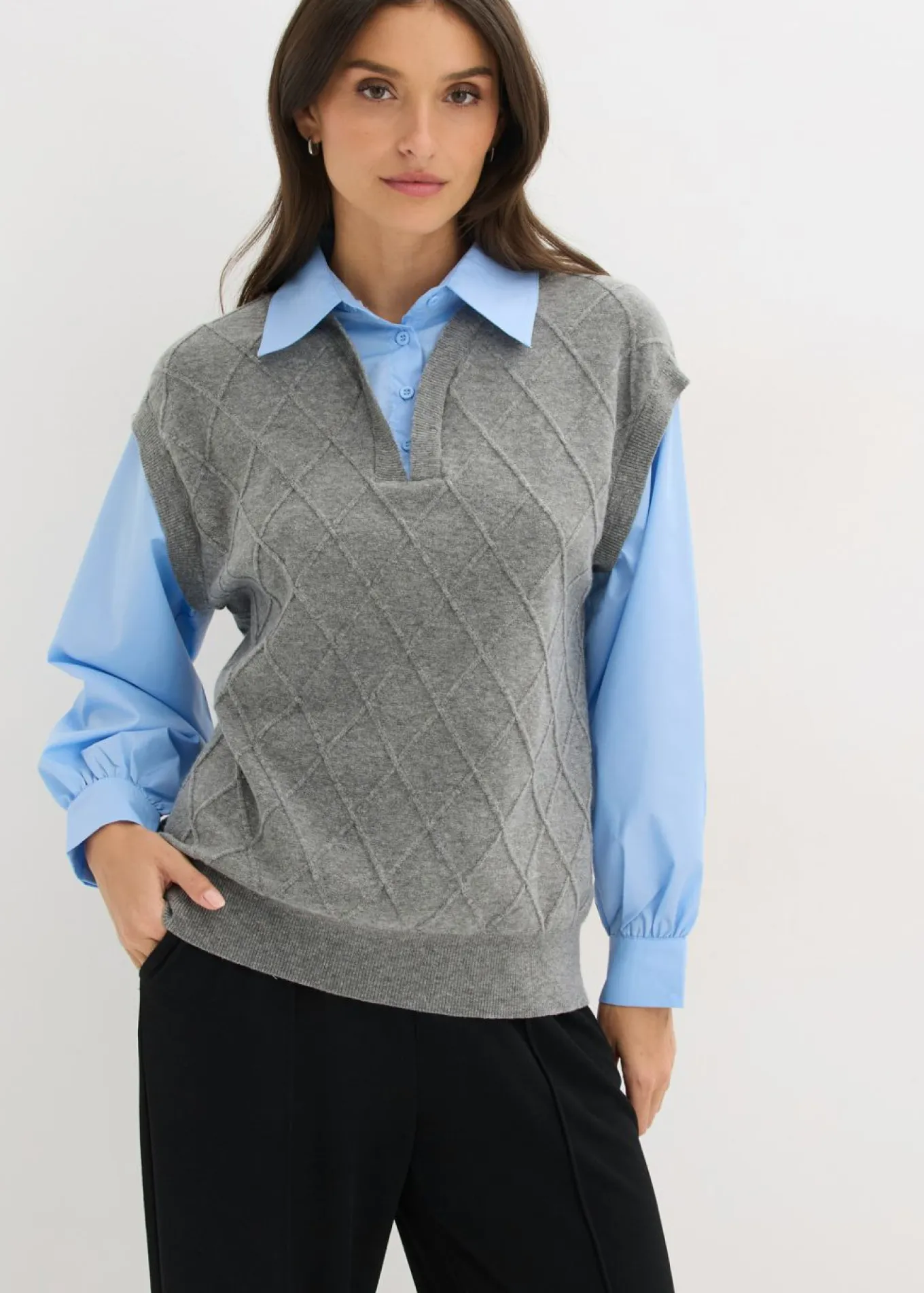 Jersey sin mangas con inserto de blusa y contenido de algodón